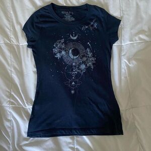 Navy blue moon wound up tee size medium